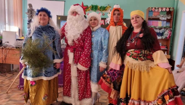 Театрализованная программа Лучший праздник Новый год