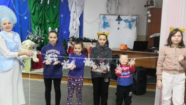 Развлекательная программа «Новогодний фейерверк»