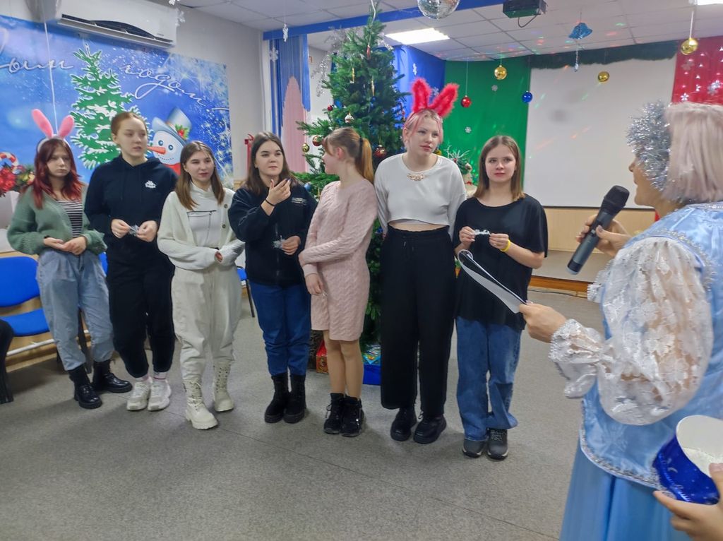 Шоу программа «Вечеринка от Снежинки»