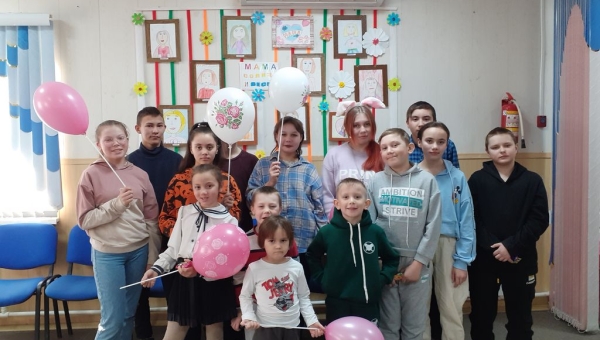 Развлекательная программа «В марте есть такой денёк», посвященная Дню 8 Марта