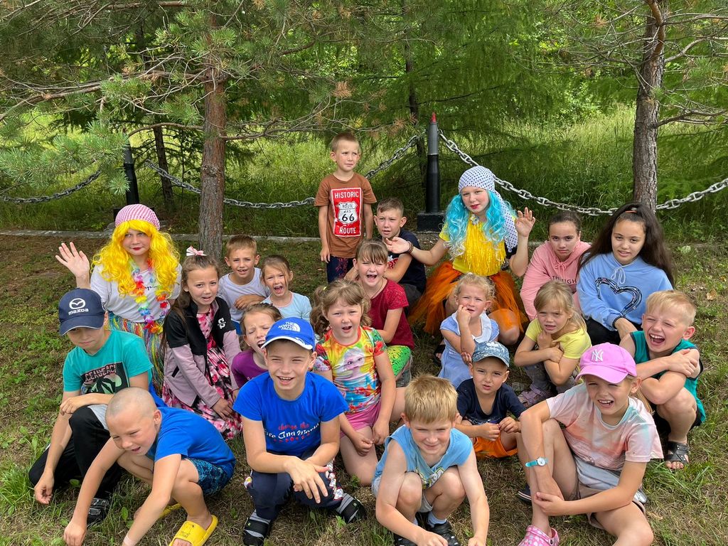 Ловись рыбка большая и маленькая.