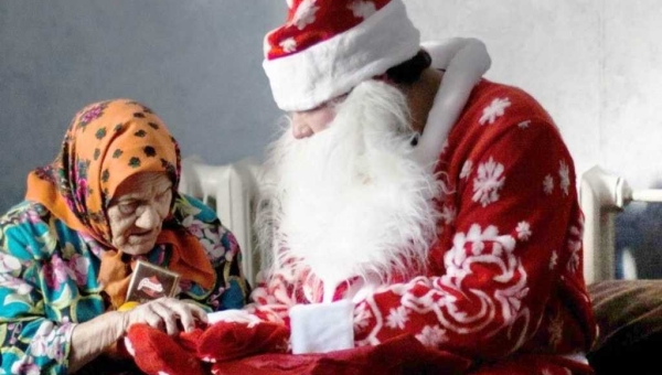 Приглашаем принять участие  в доброй новогодней акции  «Праздник к нам приходит»!!!