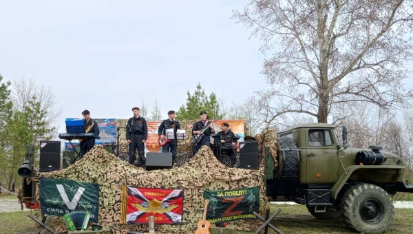 «Споёмте, друзья!»