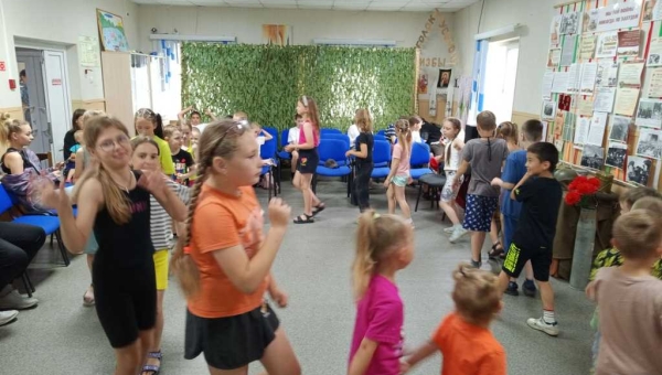 Игровая программа «Наше радужное лето»